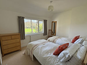 Photo 17- click for photo gallery